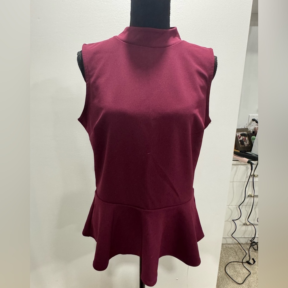Banana Republic Sleeveless Burgundy Peplum Top